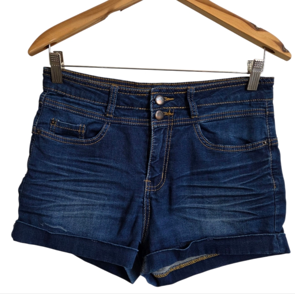 BONGO Denim Shorts Womens Size 7 High Waisted Med Wash